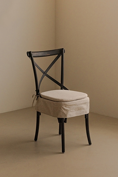 Organic Chair (Black)