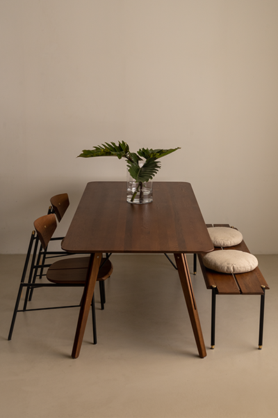 Theo Dining Table 2000